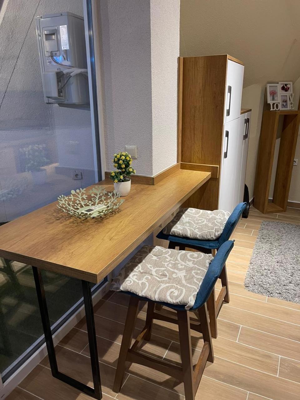 Ora-Prn,Cosy Apartment In The City Center Prishtinë Luaran gambar
